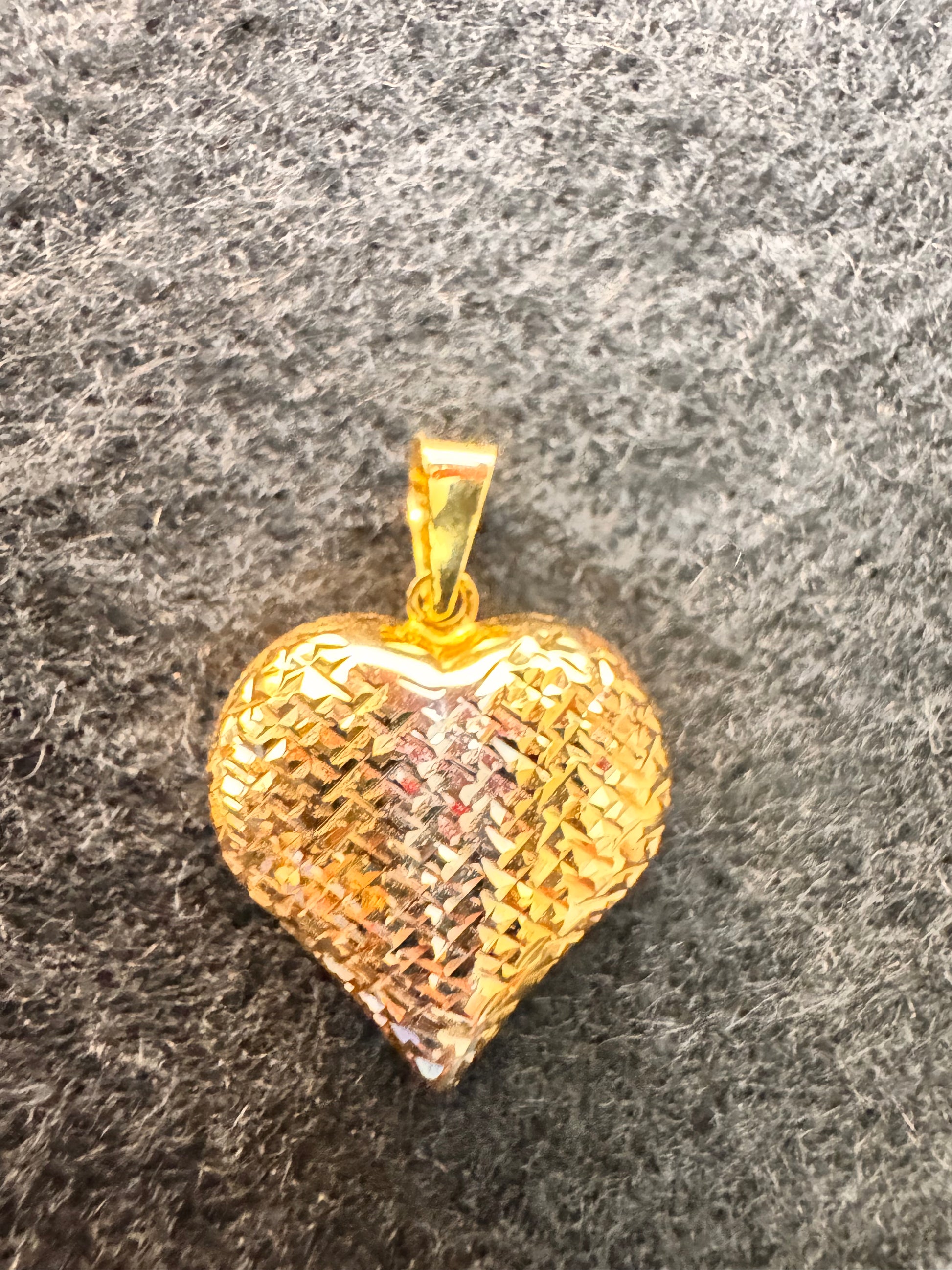 Heart Three colors Charm 18k