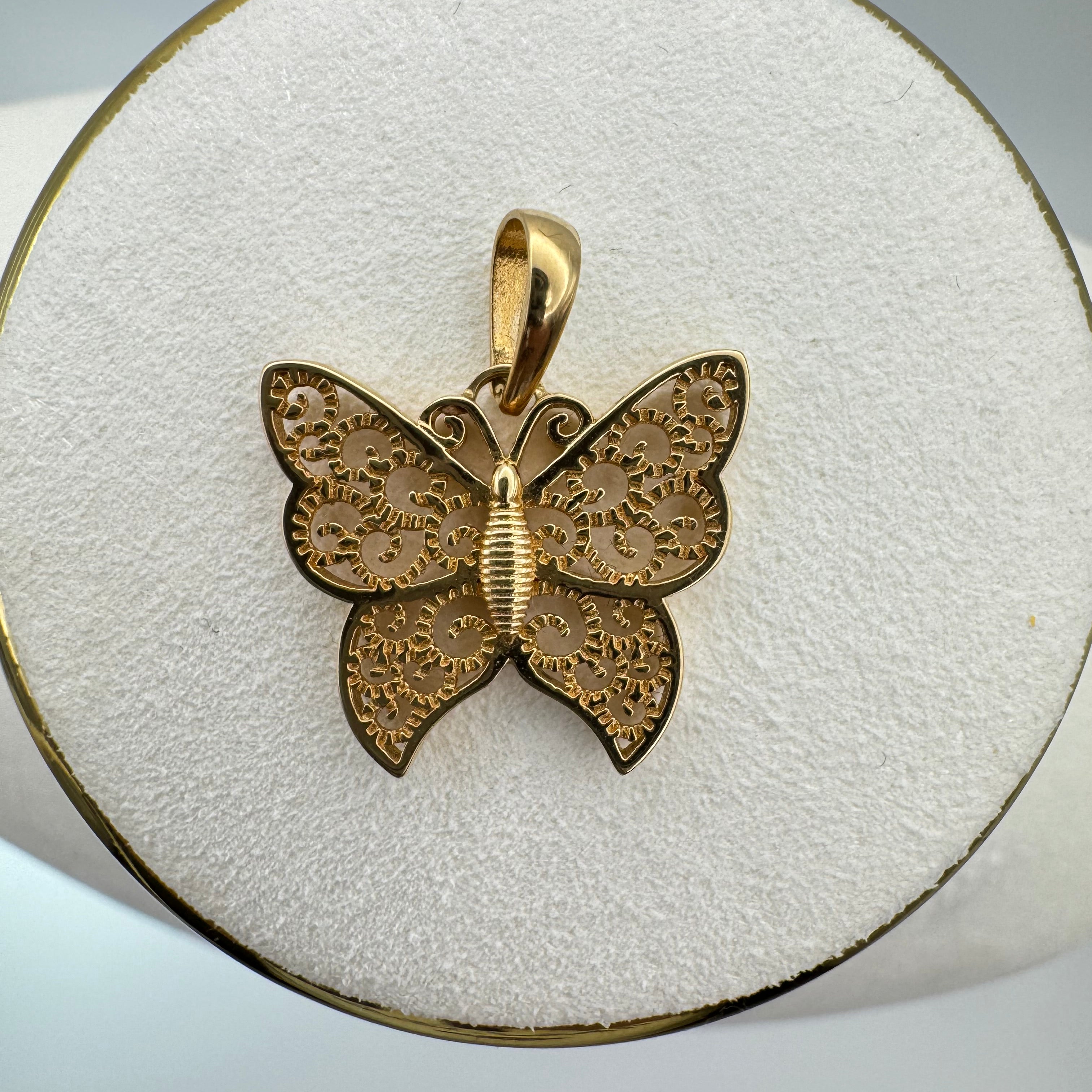 Butterfly-Shaped Charm 18k