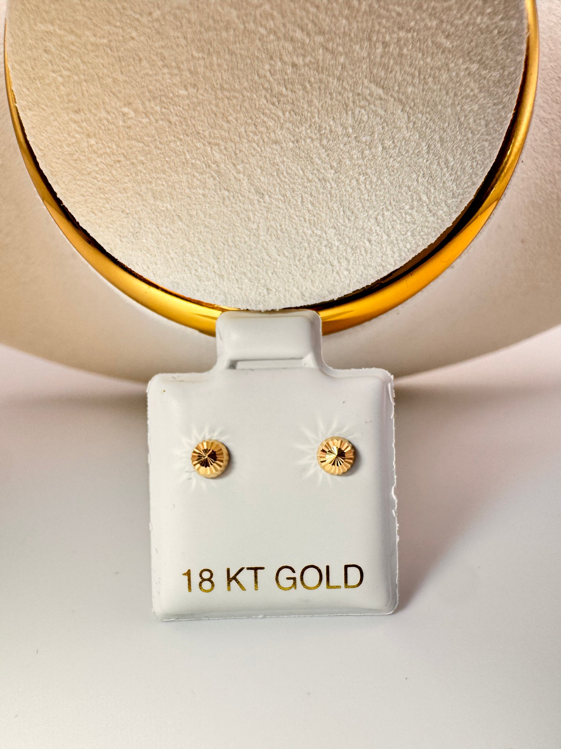 Traqueled earrings 18k