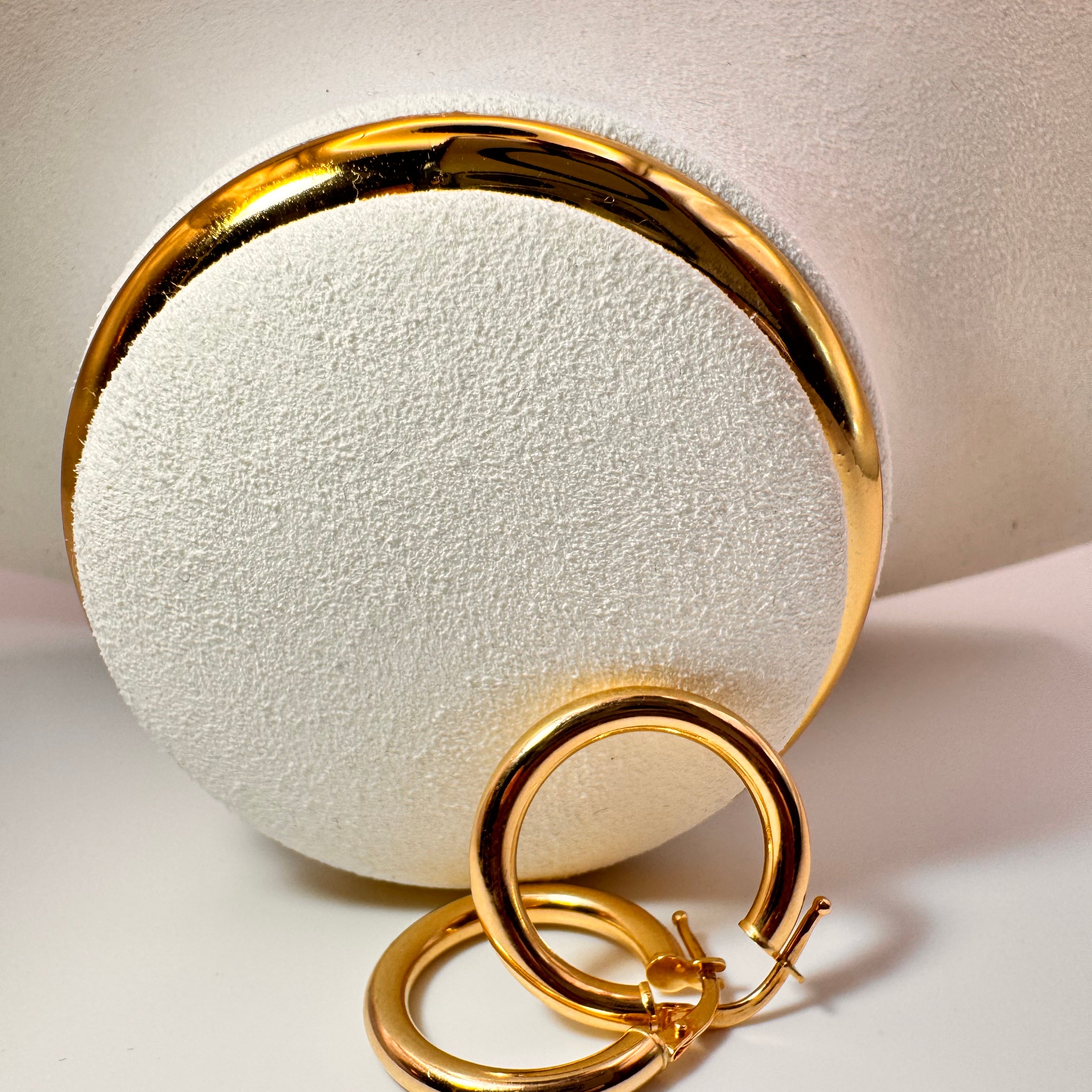 Classic Plain Hoops 18k