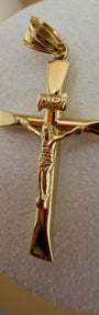 INRI Cross Pendant 18k.