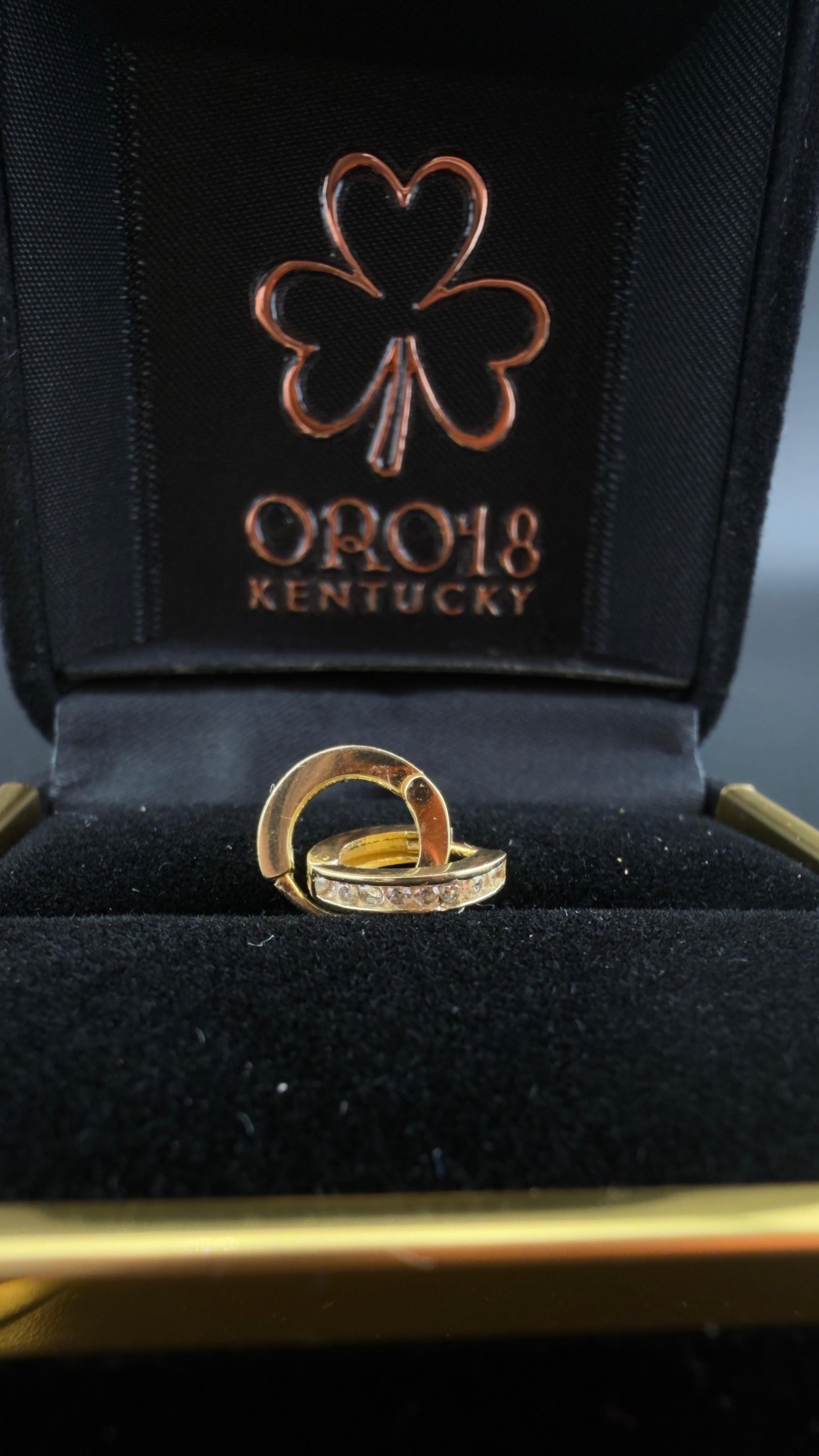 Classic Gold Hoops 18k