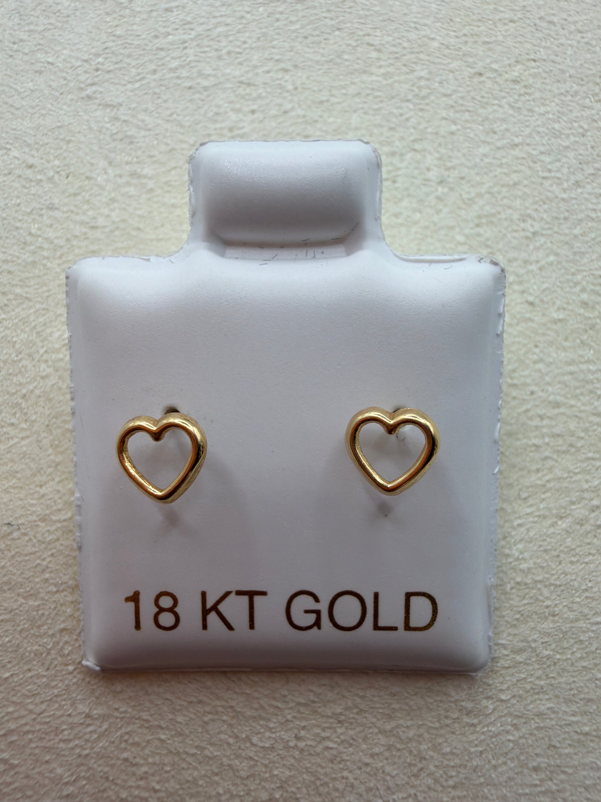 Heart Stud Earrings 18k