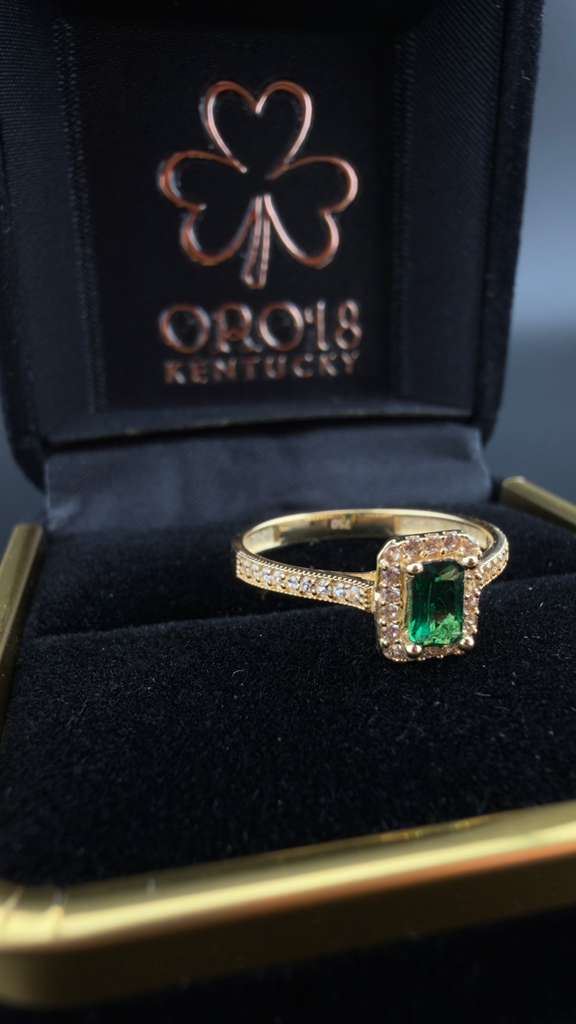 Square Green Ring 18k, 6,7,8.