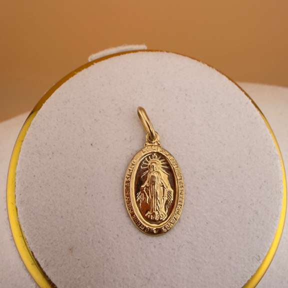 Virgin Milagrosa Pendant 18k