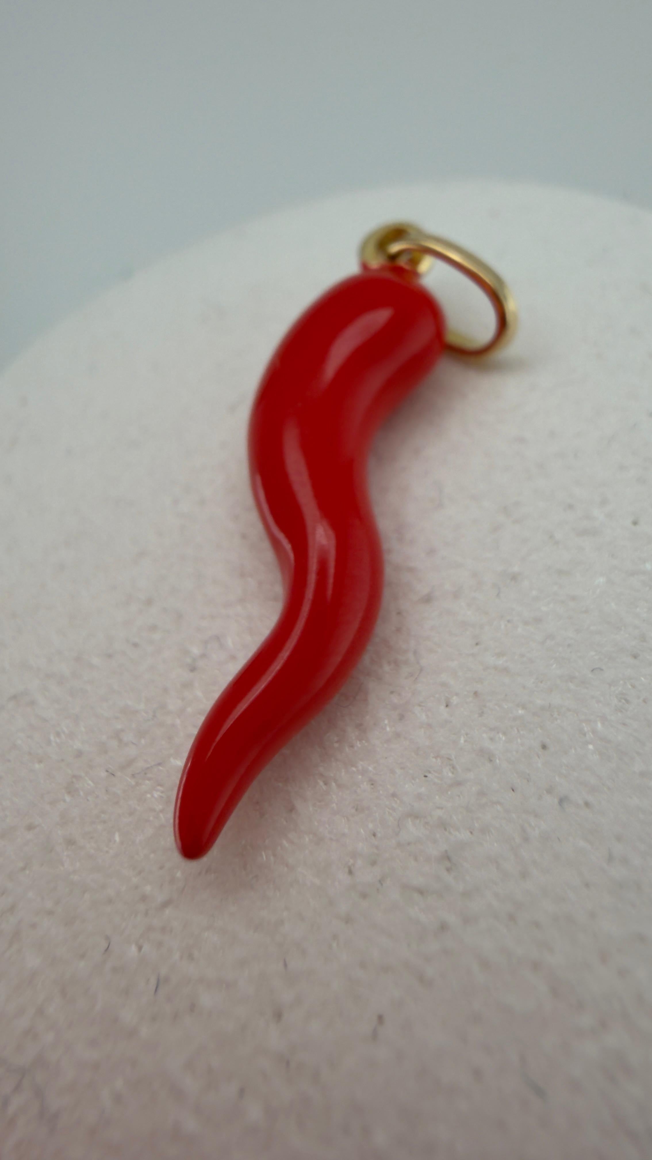 Cornicello red Pendant 18k