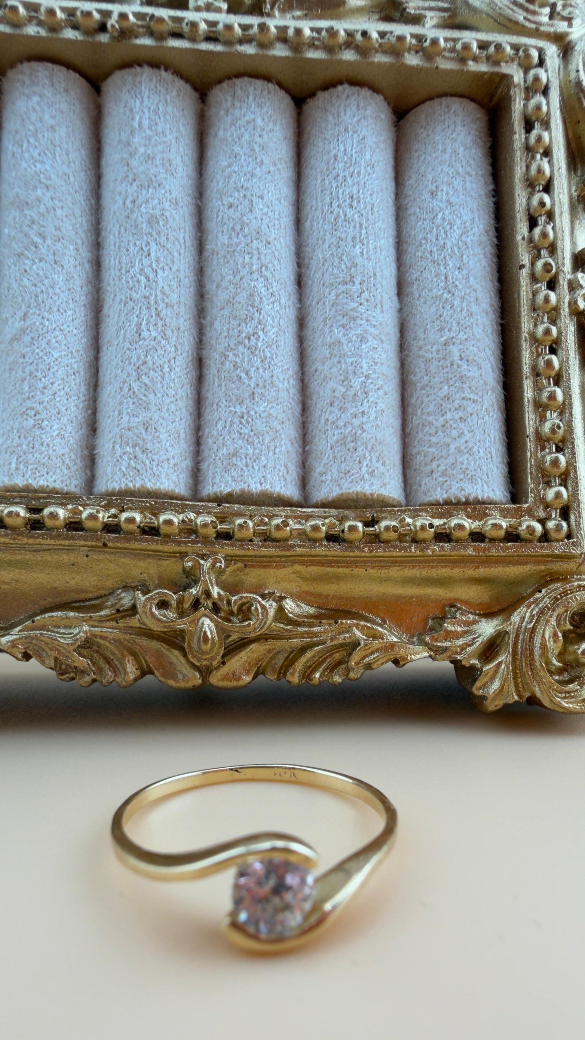 Embrace of Light Ring 18k, #7.