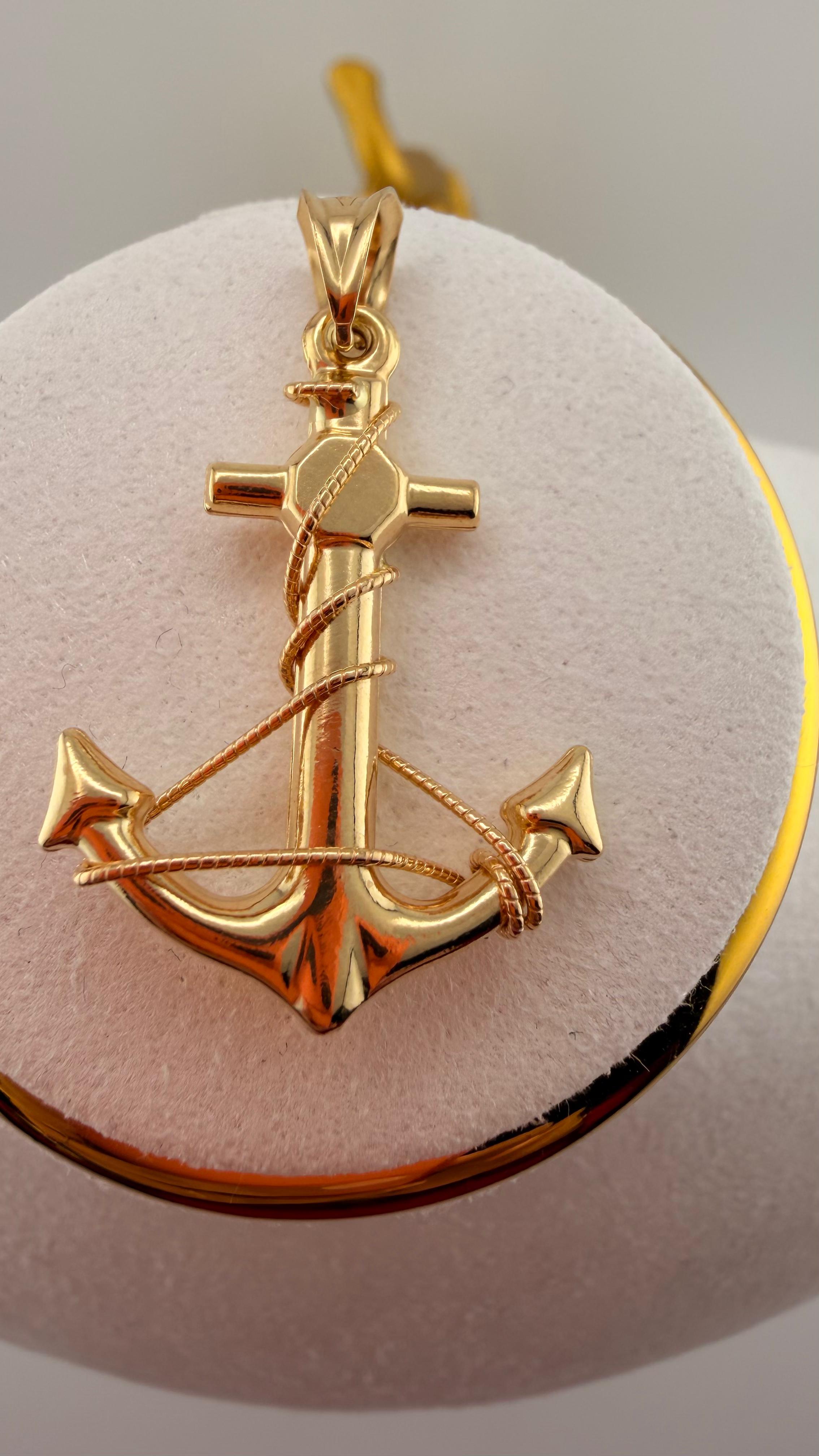 Anchor of Faith Pendant 18k