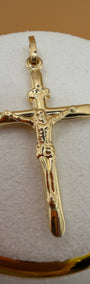 Cross INRI Pendant 18k.