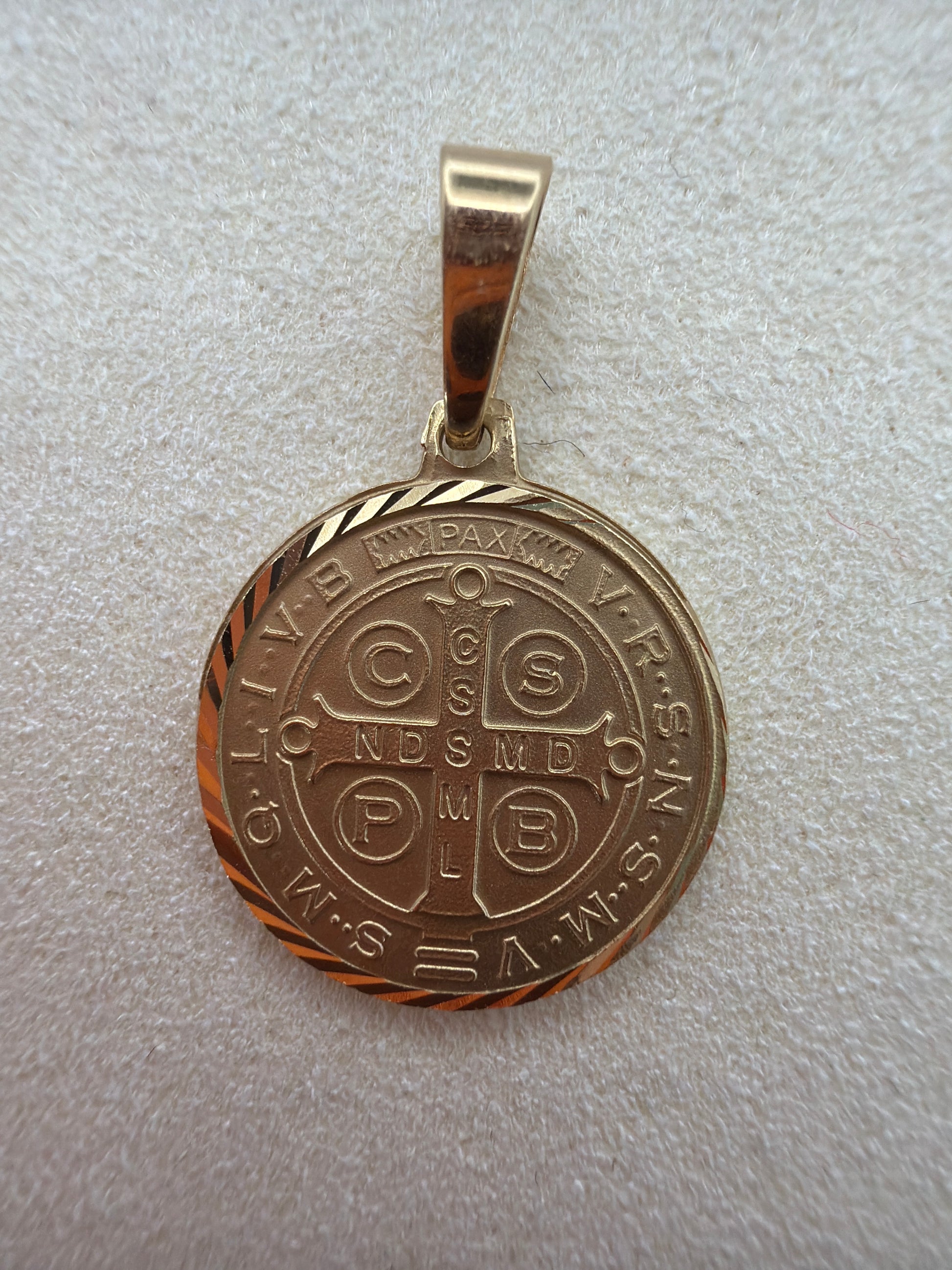 San Benito Pendant 18k