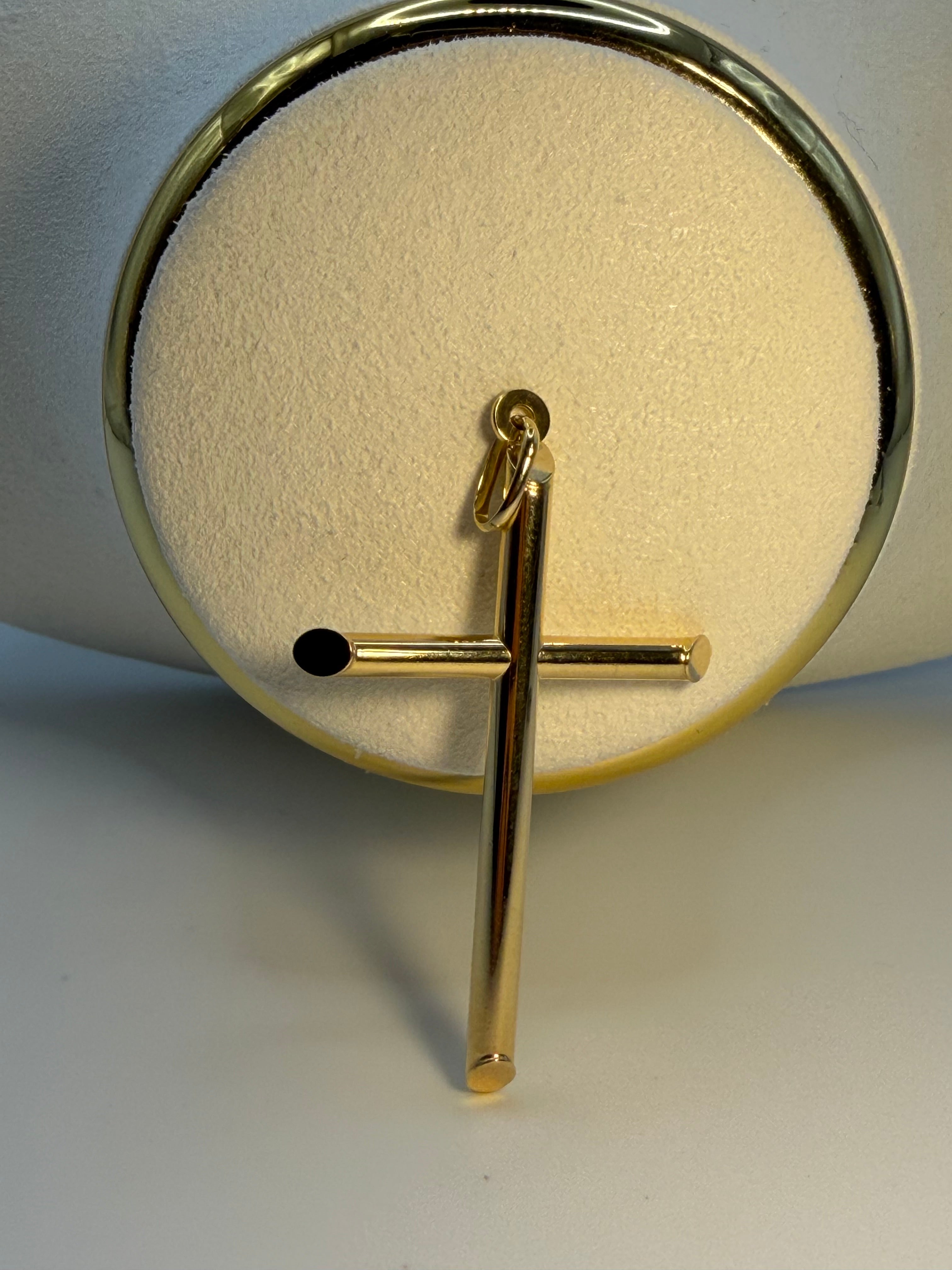 Cross Play Pendant 18k