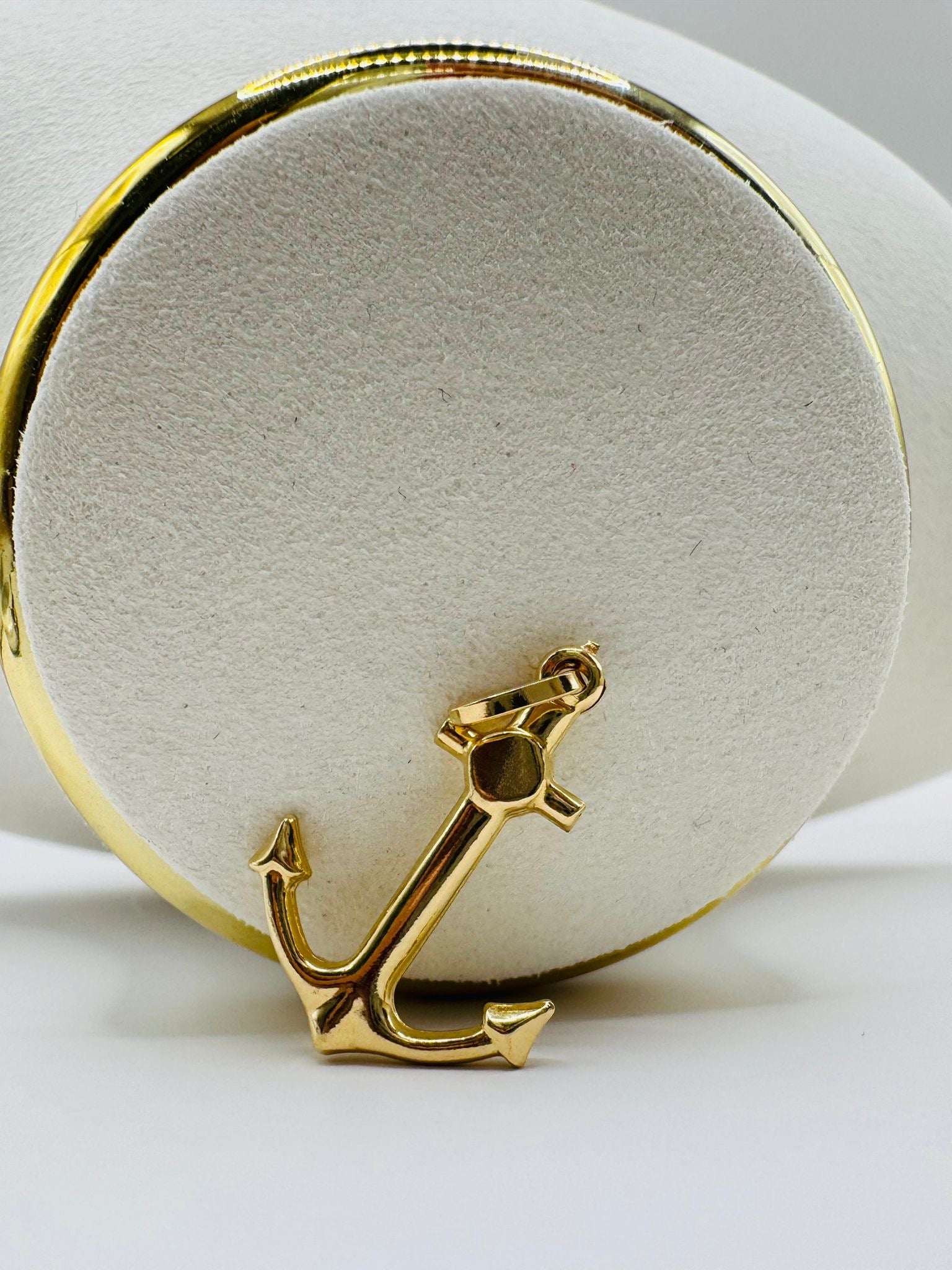 Anchor Pendants 18k
