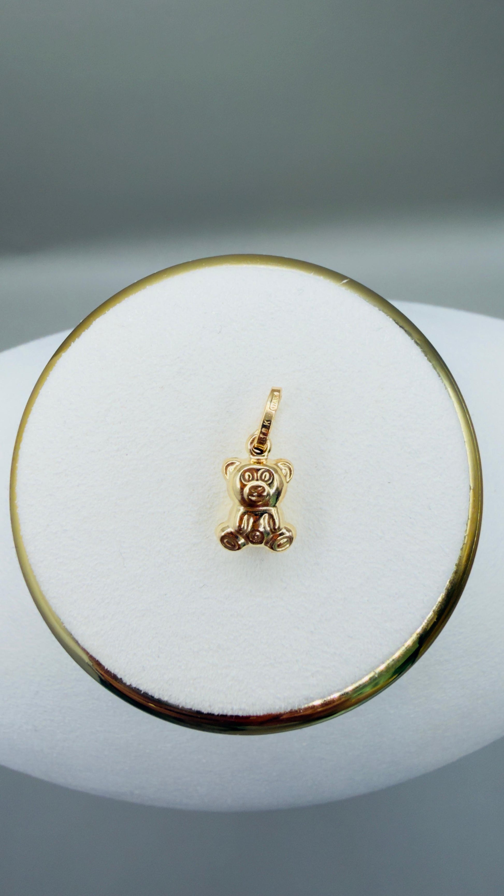 Teddy Bear Pendant 18k