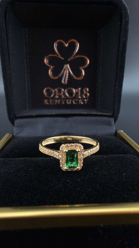 Square Green Ring 18k, 6,7,8.