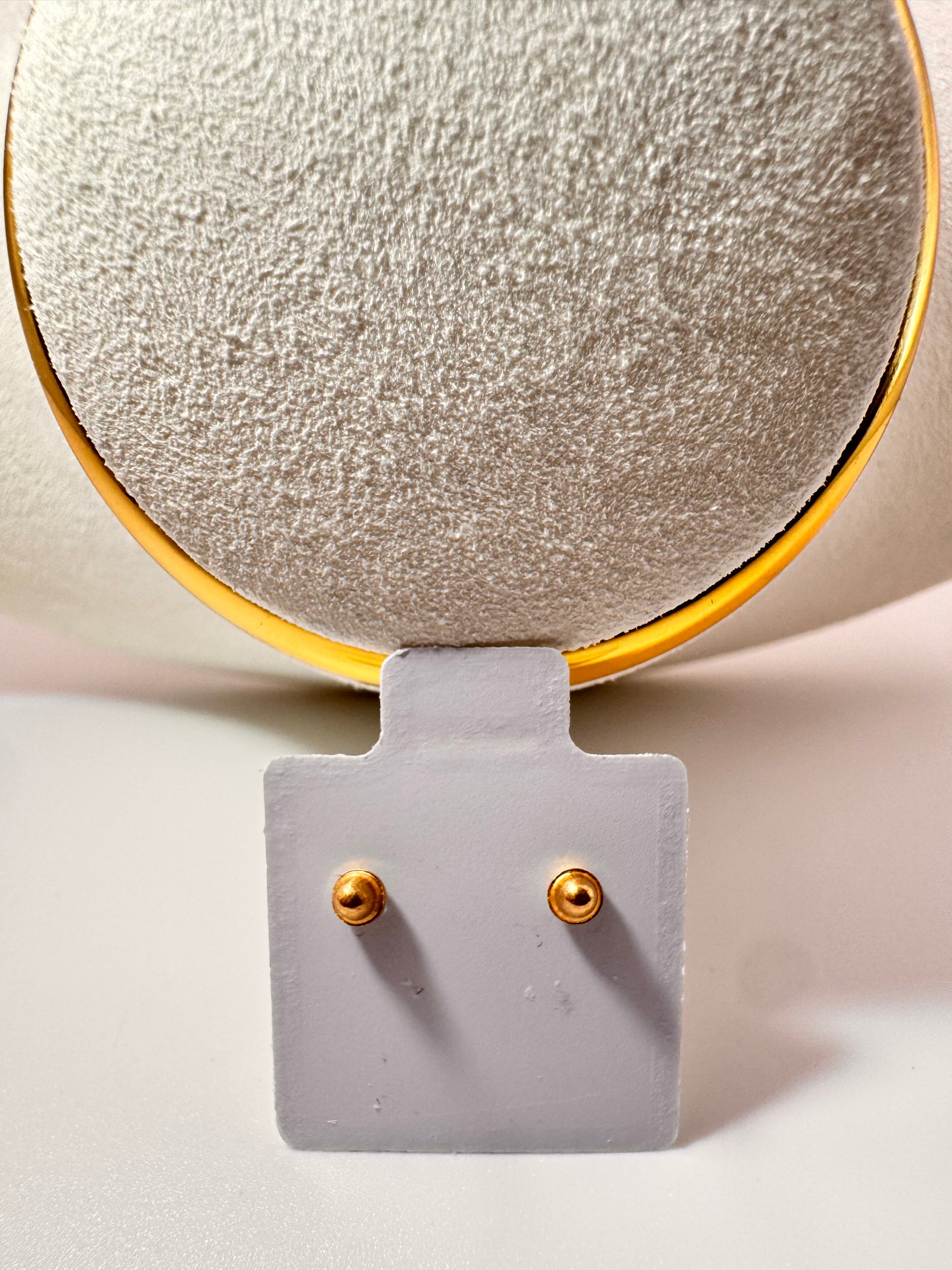 Gold-rimmed earrings 18k