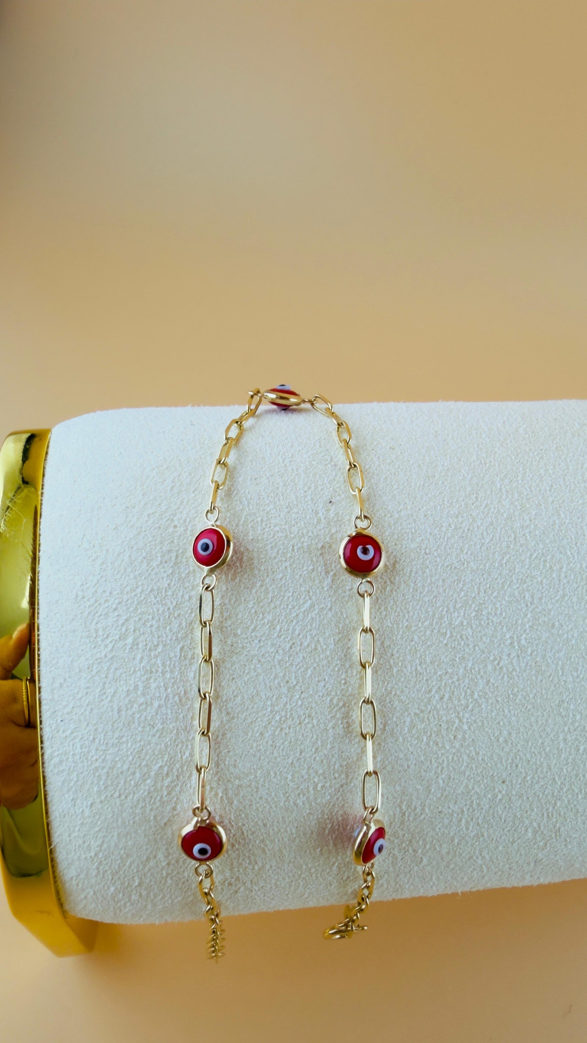 Little Red Eyes Bracelet 18k