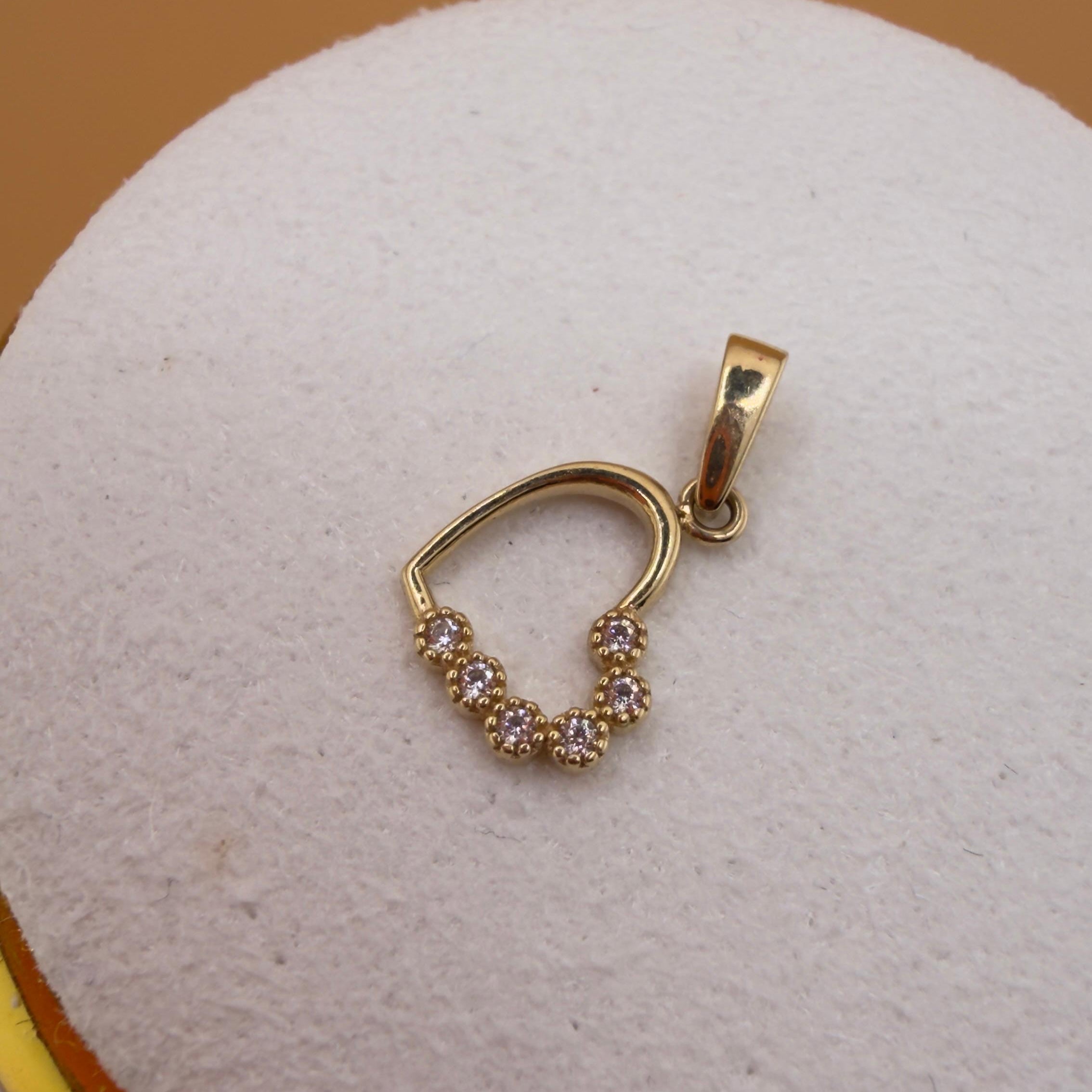 Zirconia Heart Pendant 18k.