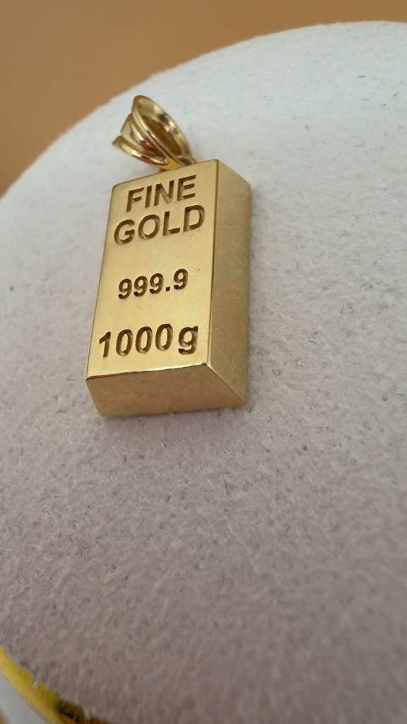 Gold ingot Pendant 18k.