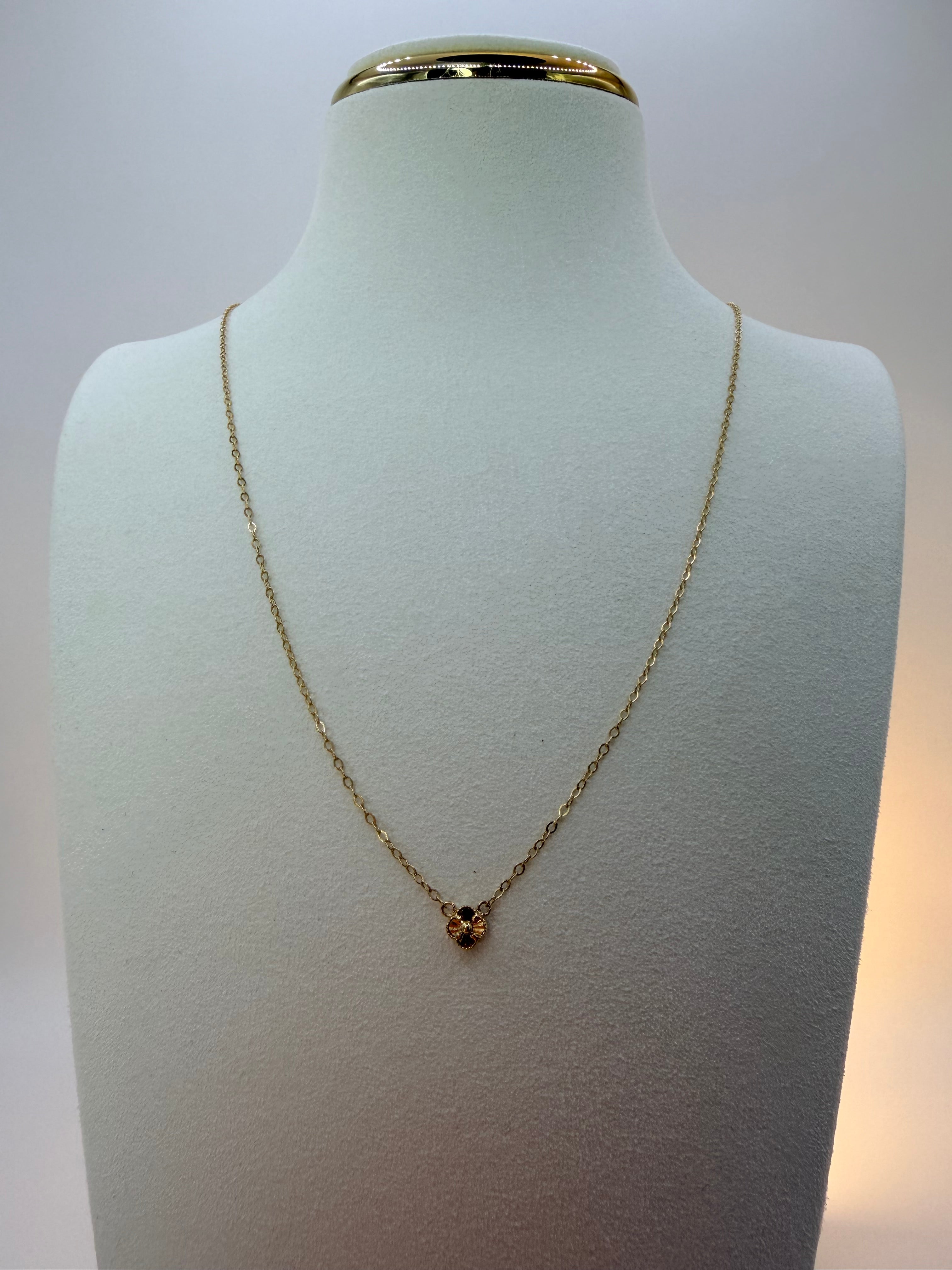 Cloverleaf Chain 18k