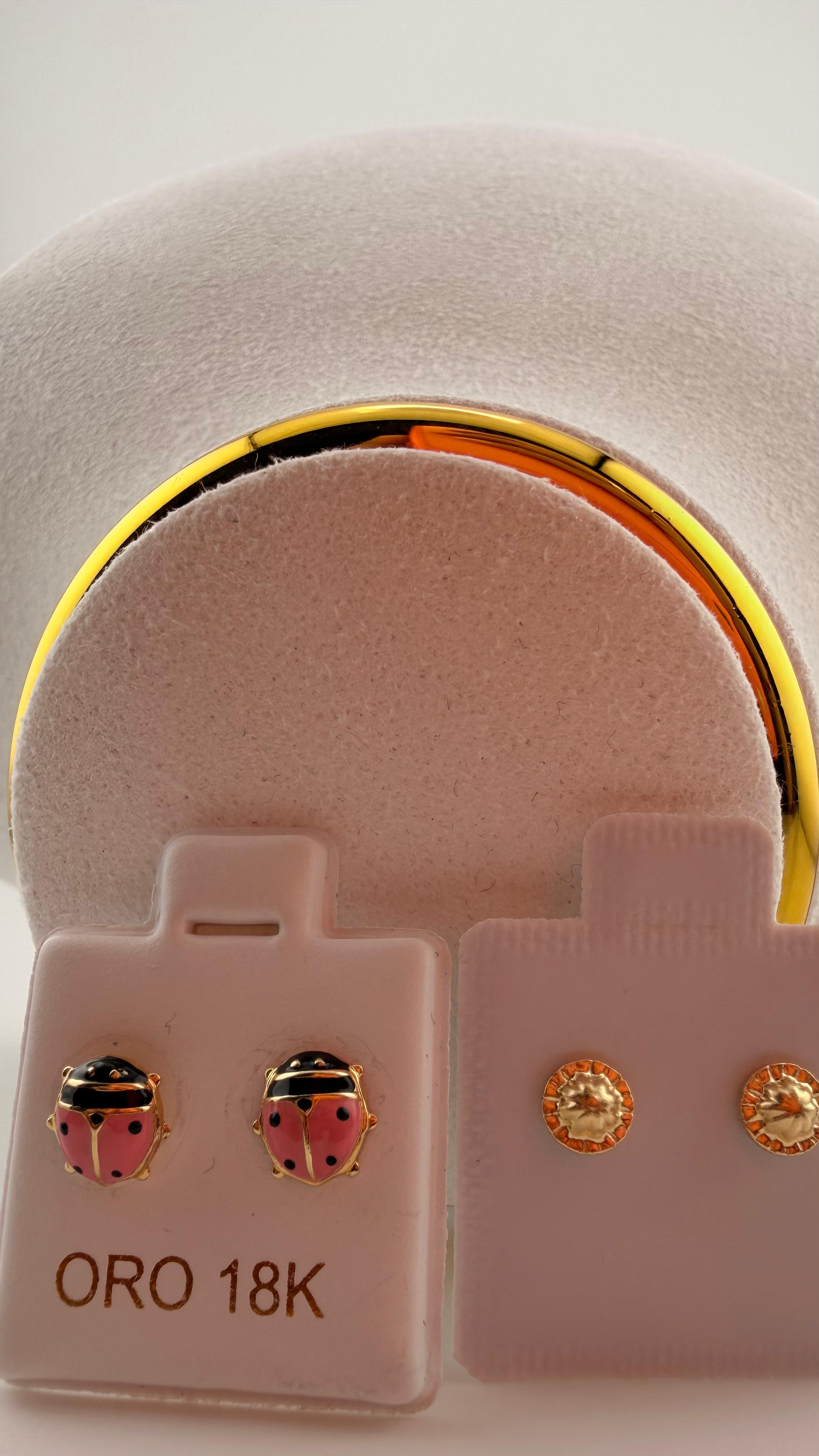 Ladybug Stud Earrings 18k