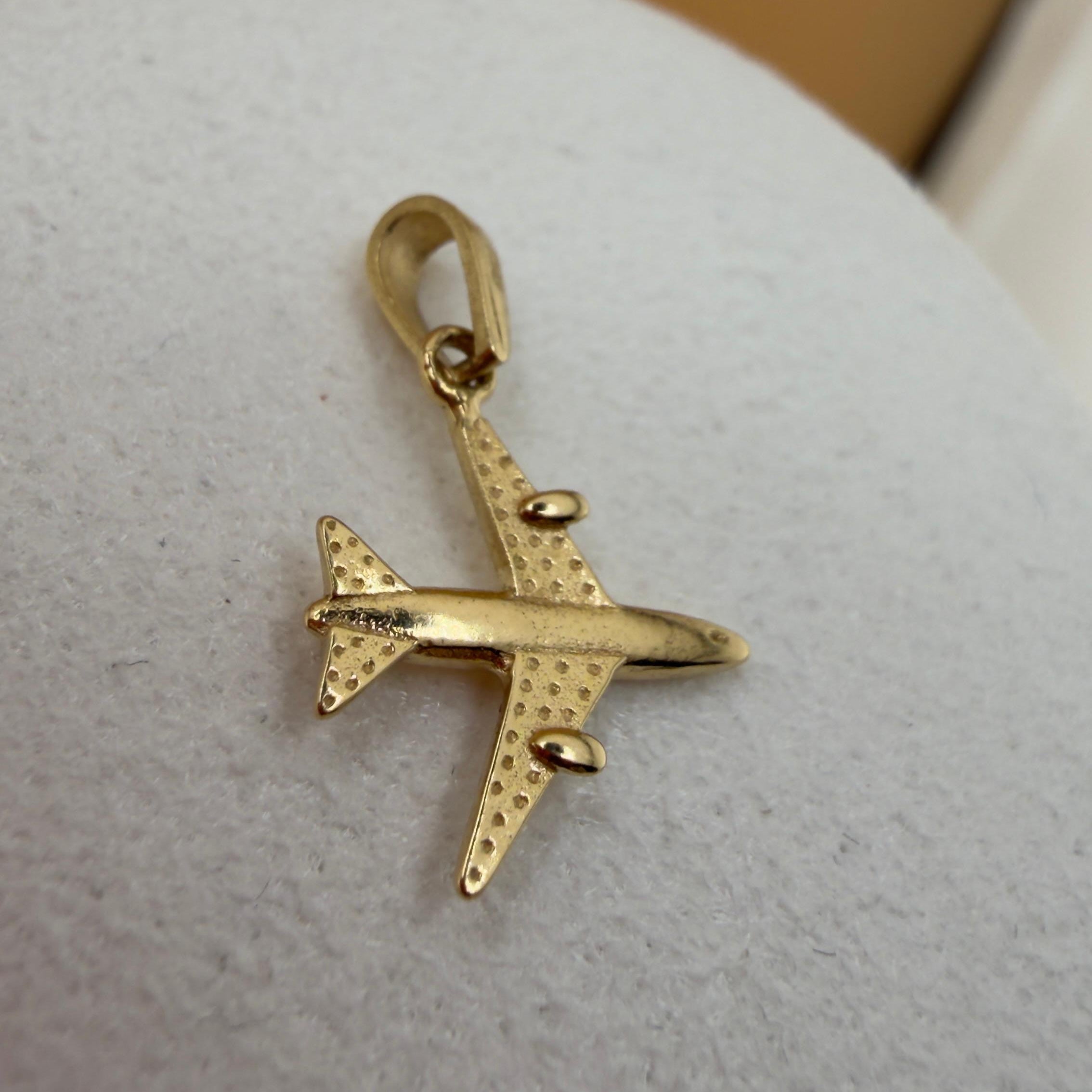 Golden Flight Pendant 18k.
