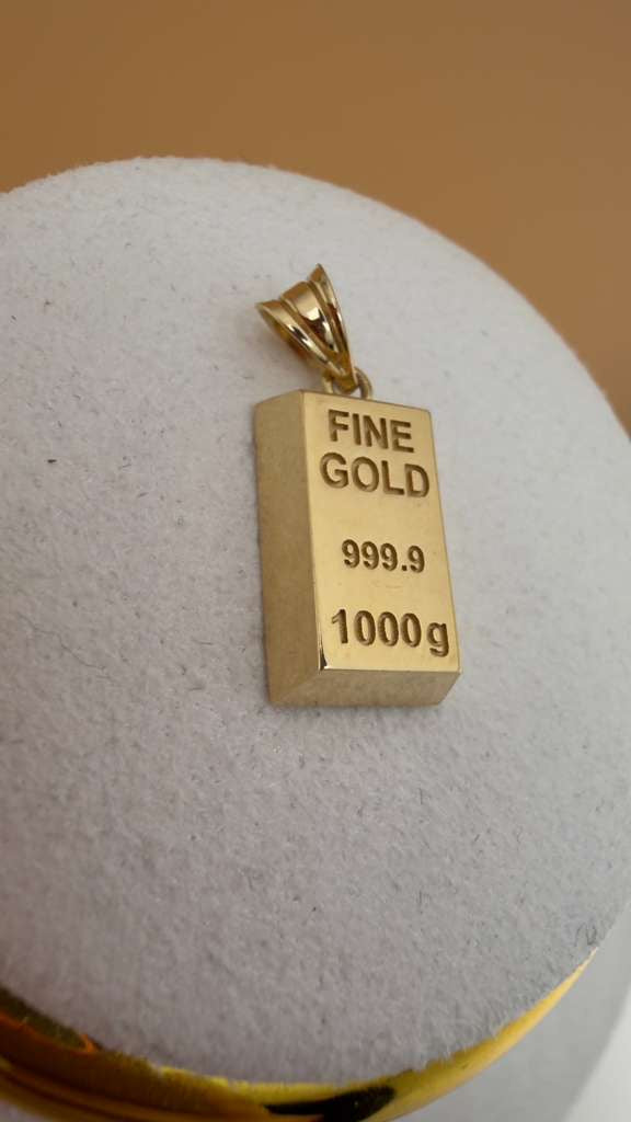 Gold ingot Pendant 18k.