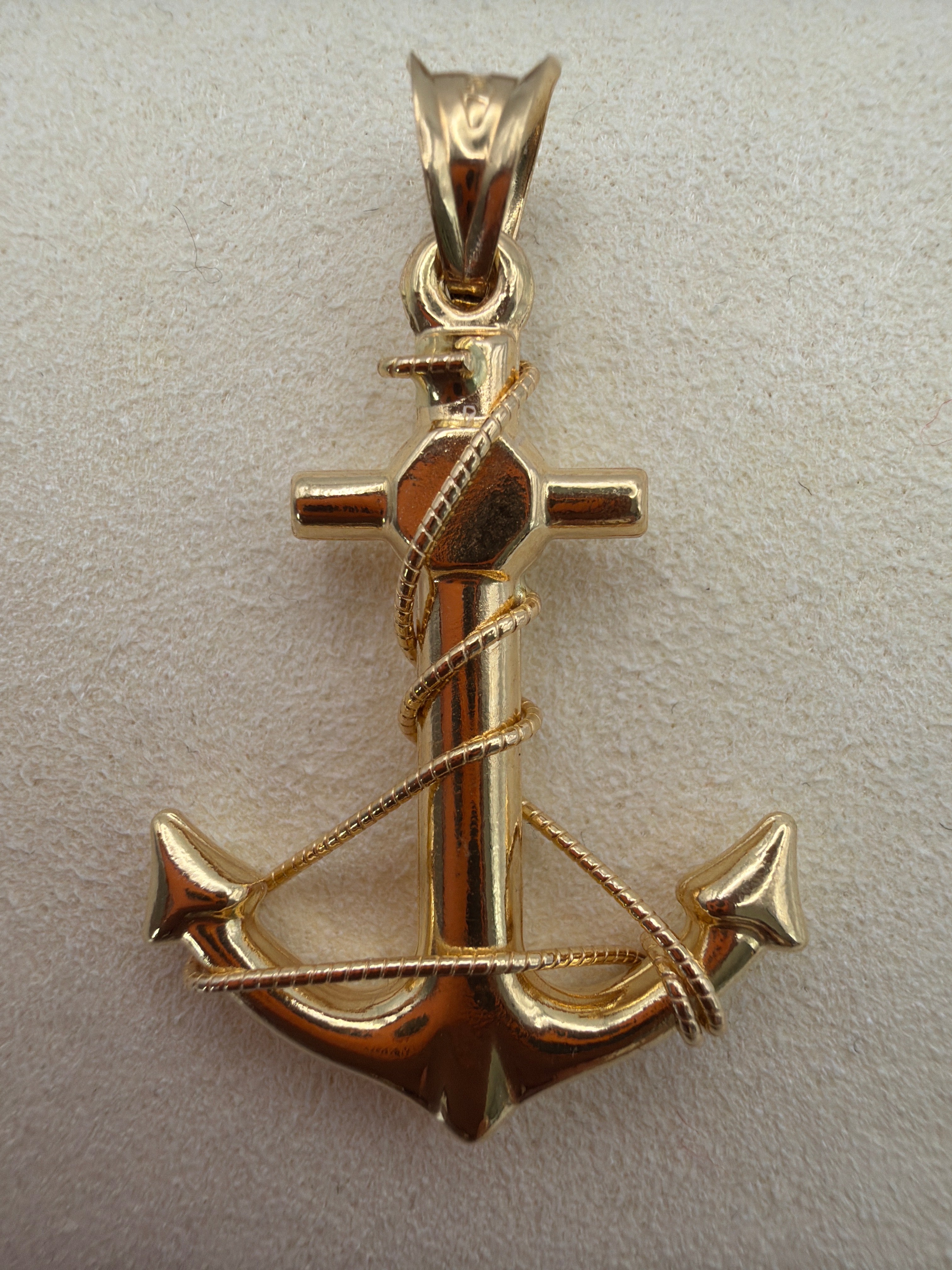 Anchor of Faith Pendant 18k