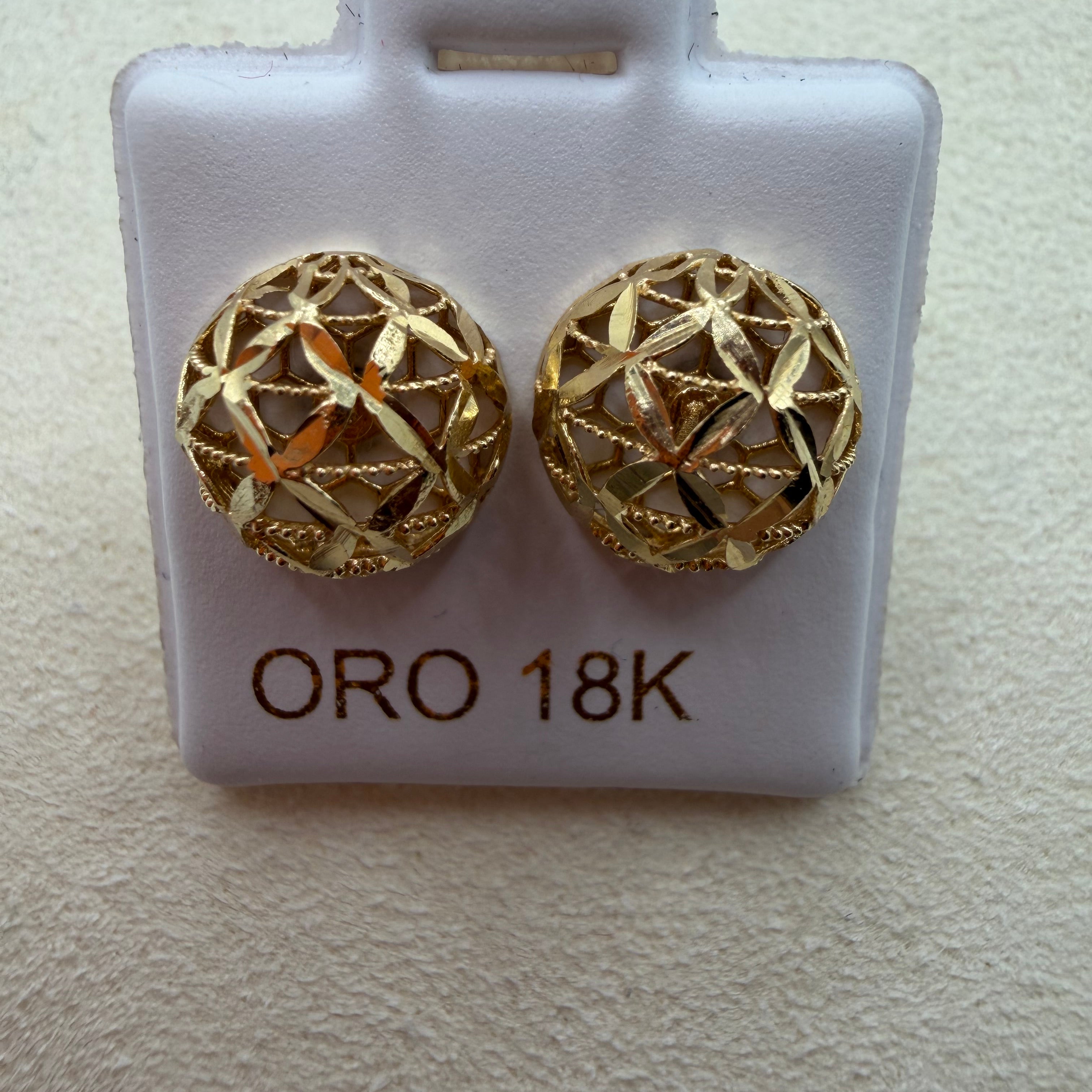 Round Filigree Aarrings 18k