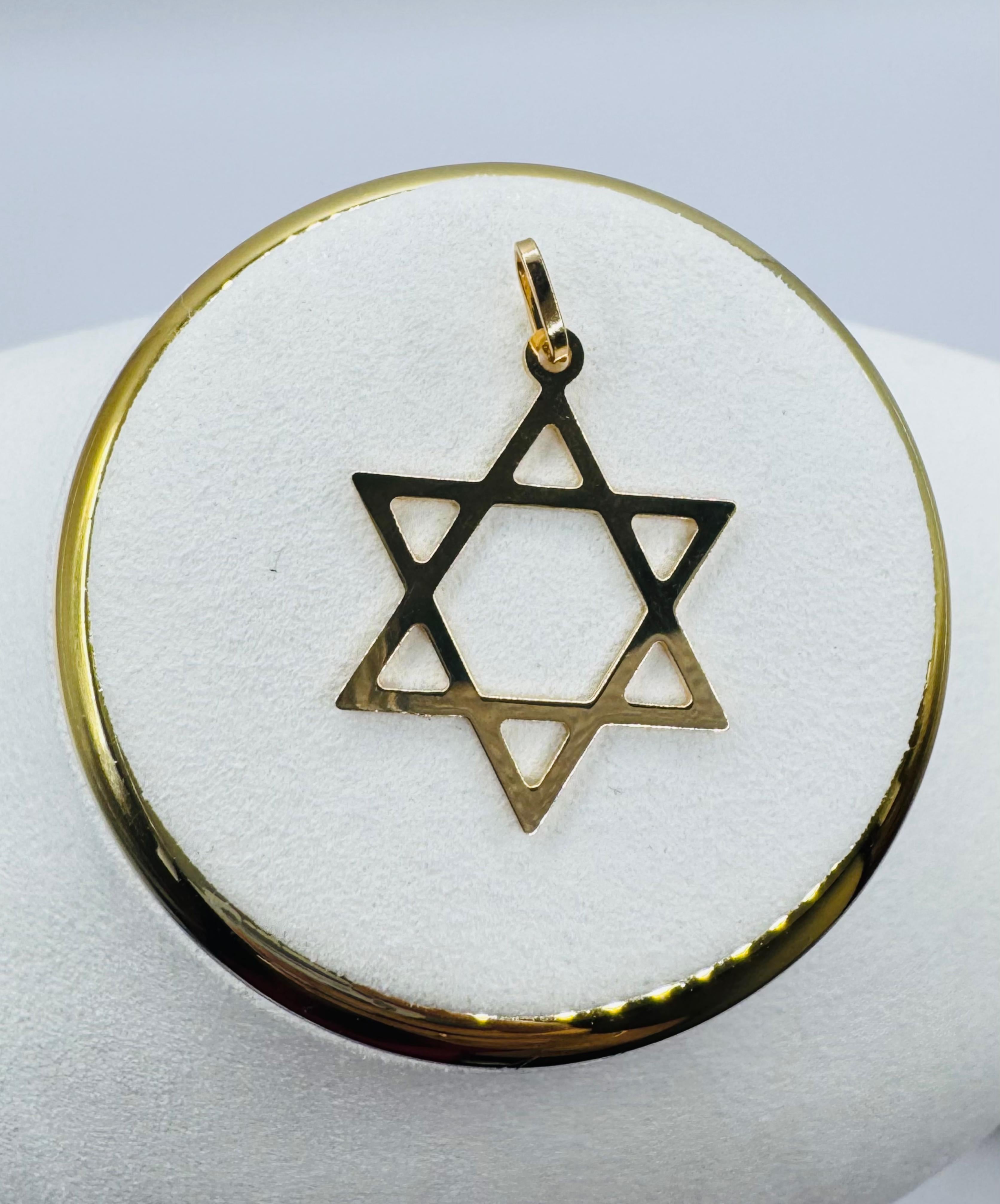Star of David Charm 18k
