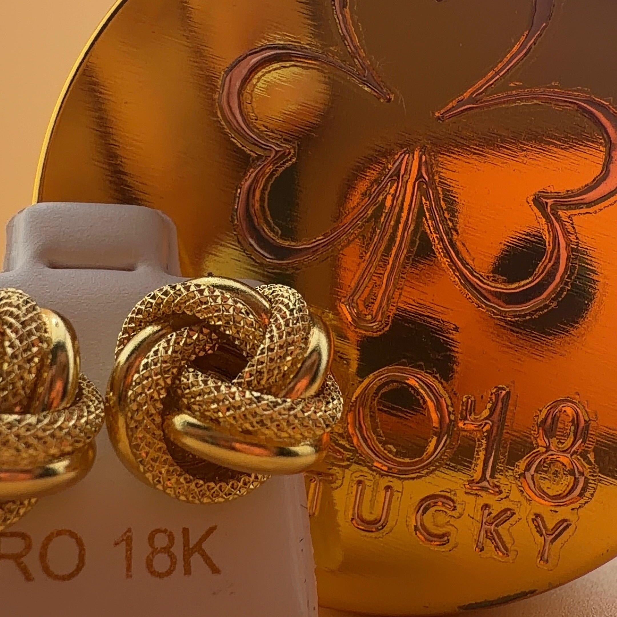 Golden Knot Earring 18k