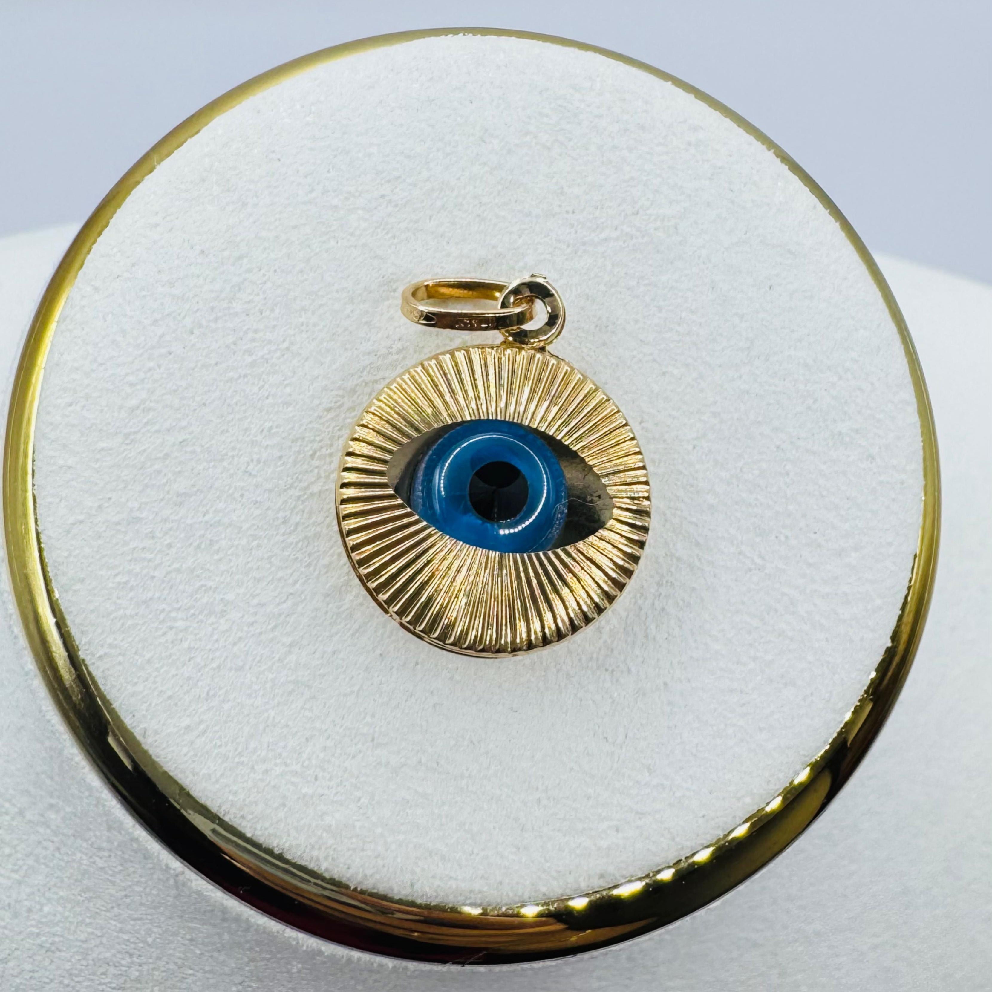 Iris Eye Charm 18k