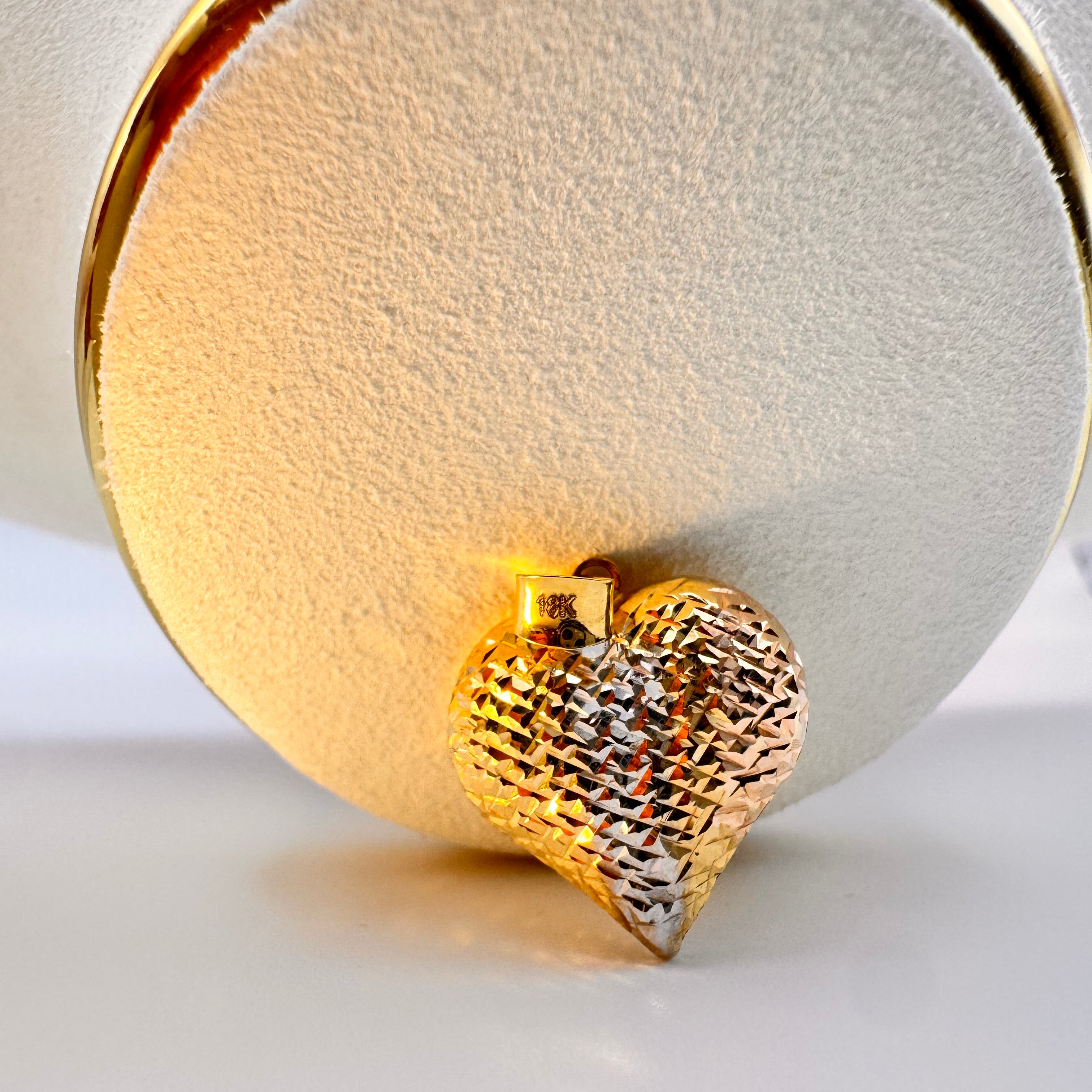 Heart Three colors Charm 18k