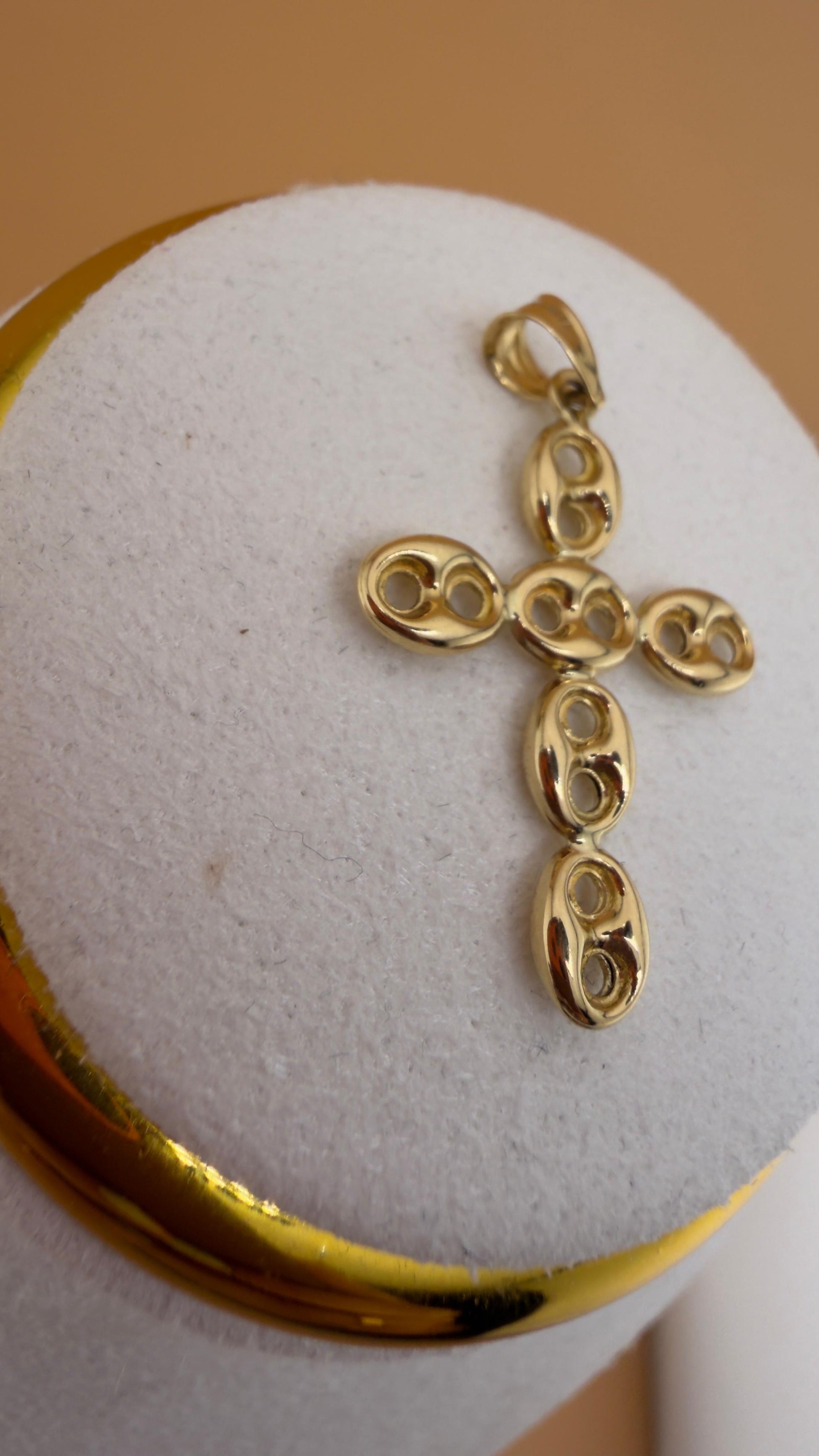 Double-G Pendant 18k.