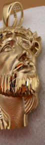 Sacred Face INRI Pendant 18k.