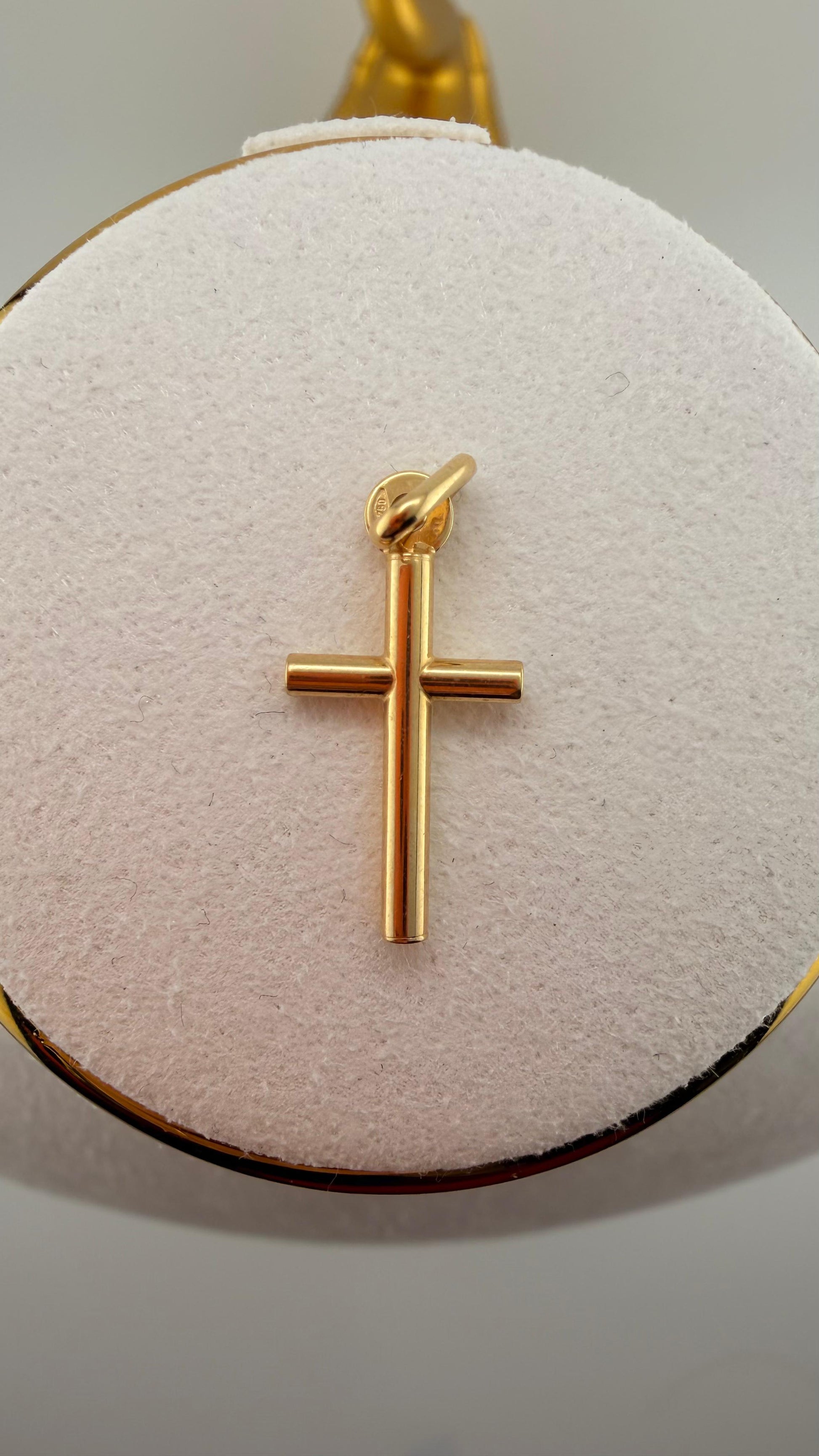 Plain Gold Cross Pendant 18k