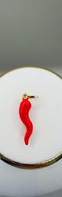 Red Cornicello Pendant 18k