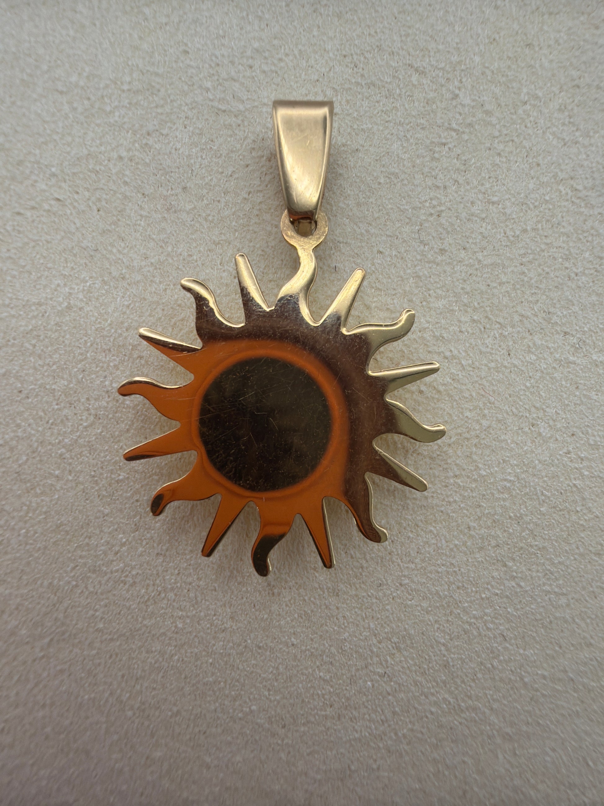 Sun of Life Pendant 18k