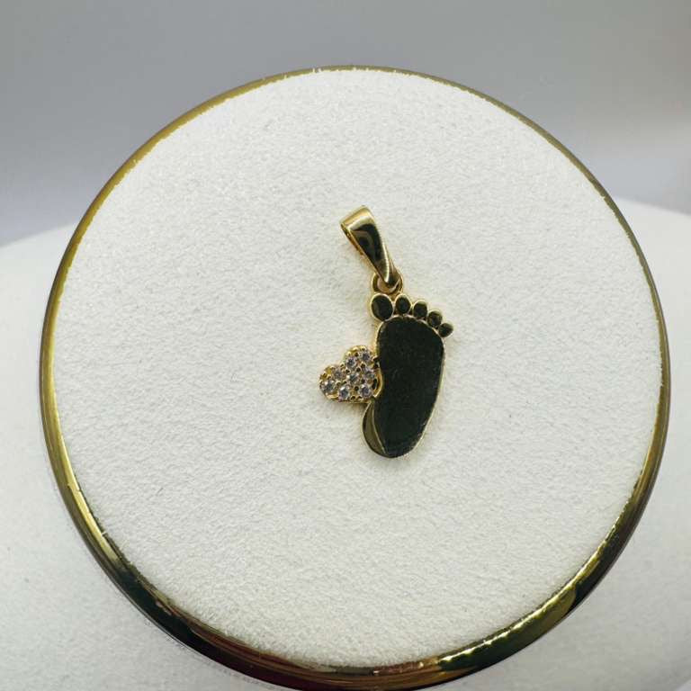 Mini Foot Pendants 18k