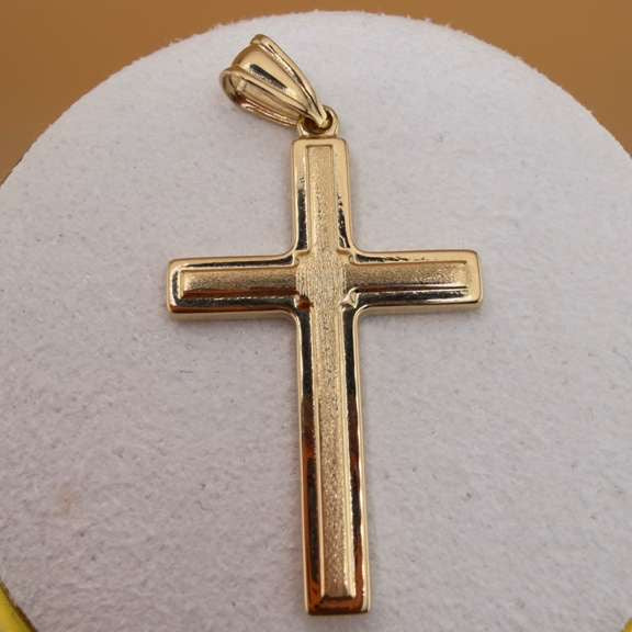 Flat Cross Pendant 18k.