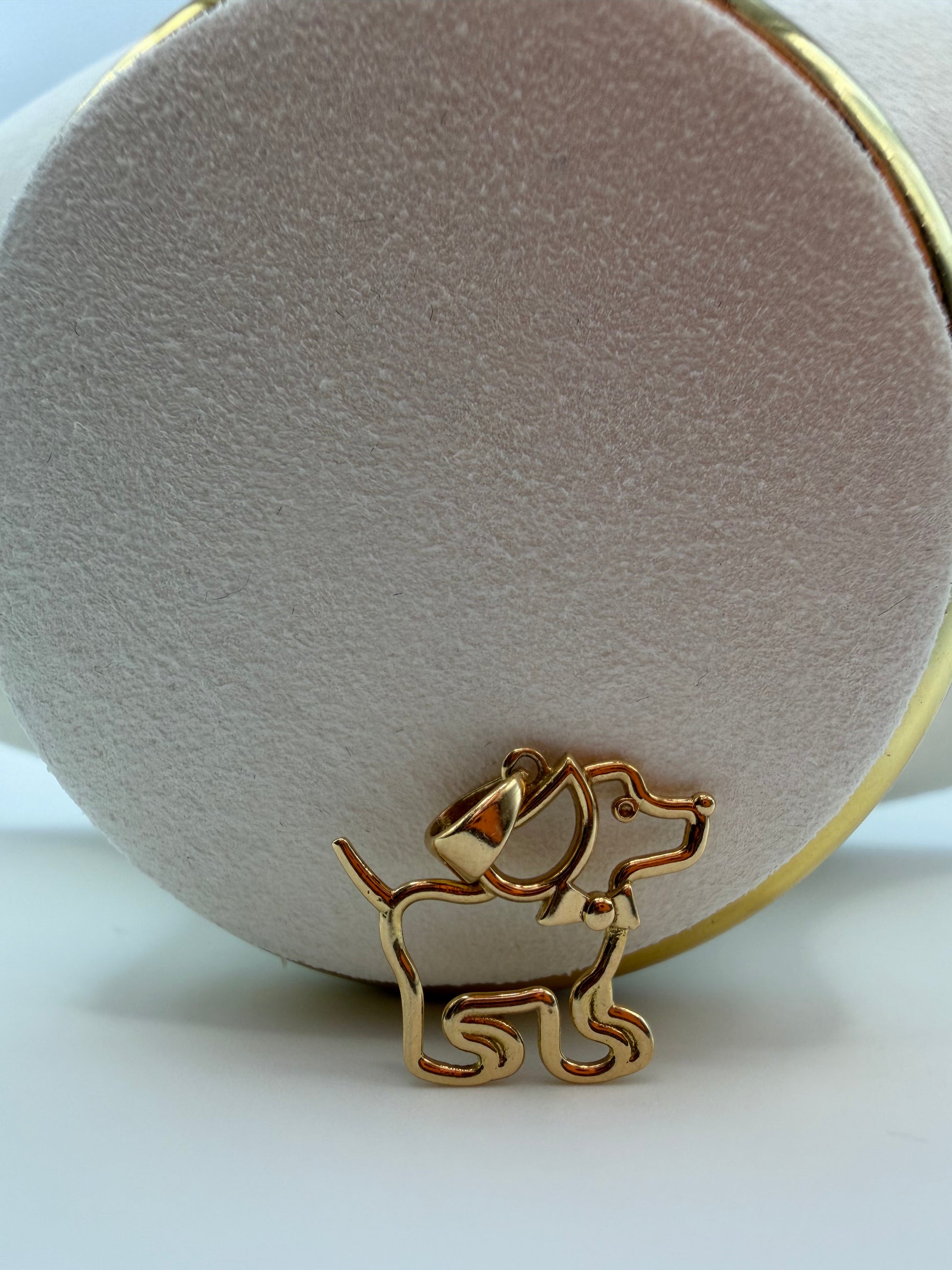Golden Dog Pendant 18k