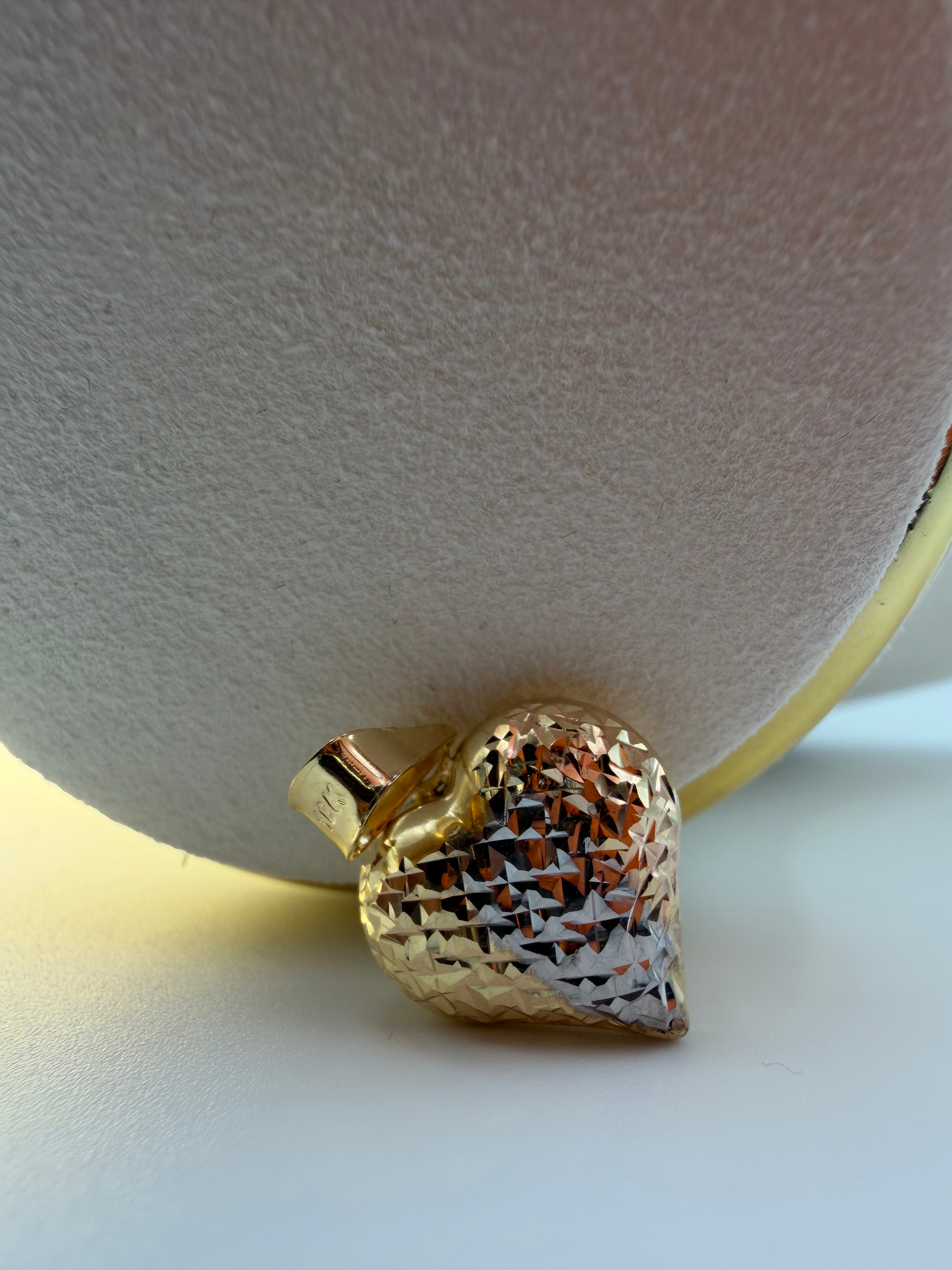 Three-Colored Heart Pendant 18k