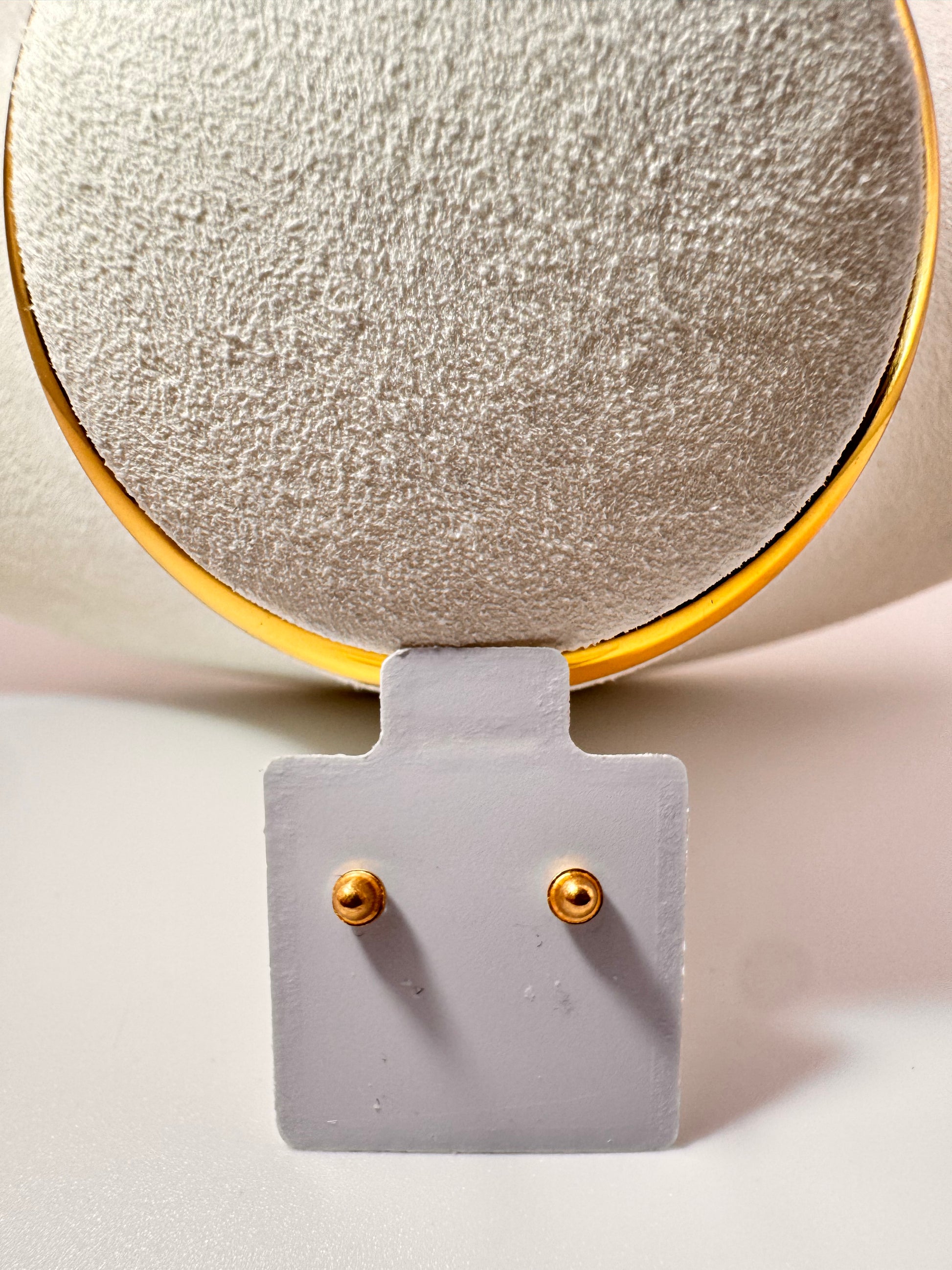 Traqueled earrings 18k